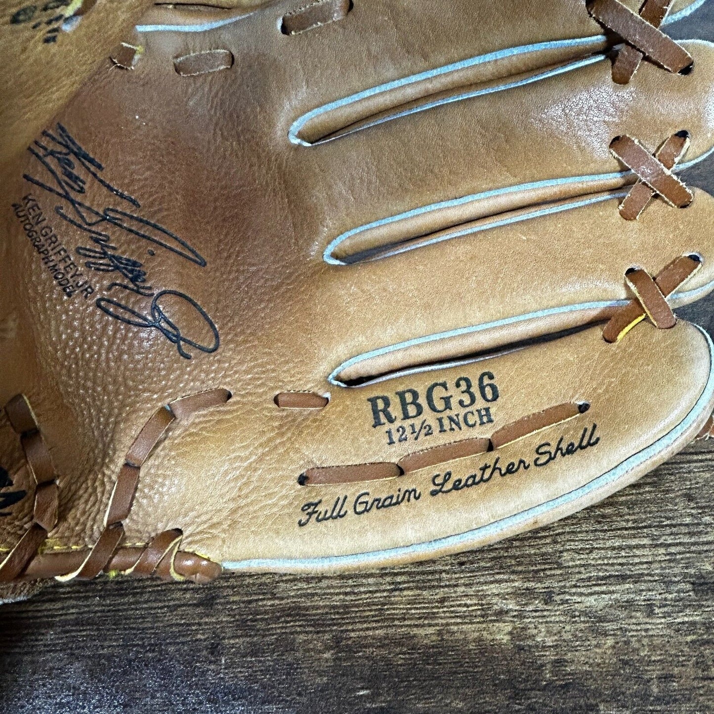 Rawlings Ken Griffey Jr Autograph Model RBG36 12.5" Basket Web Baseball Glove