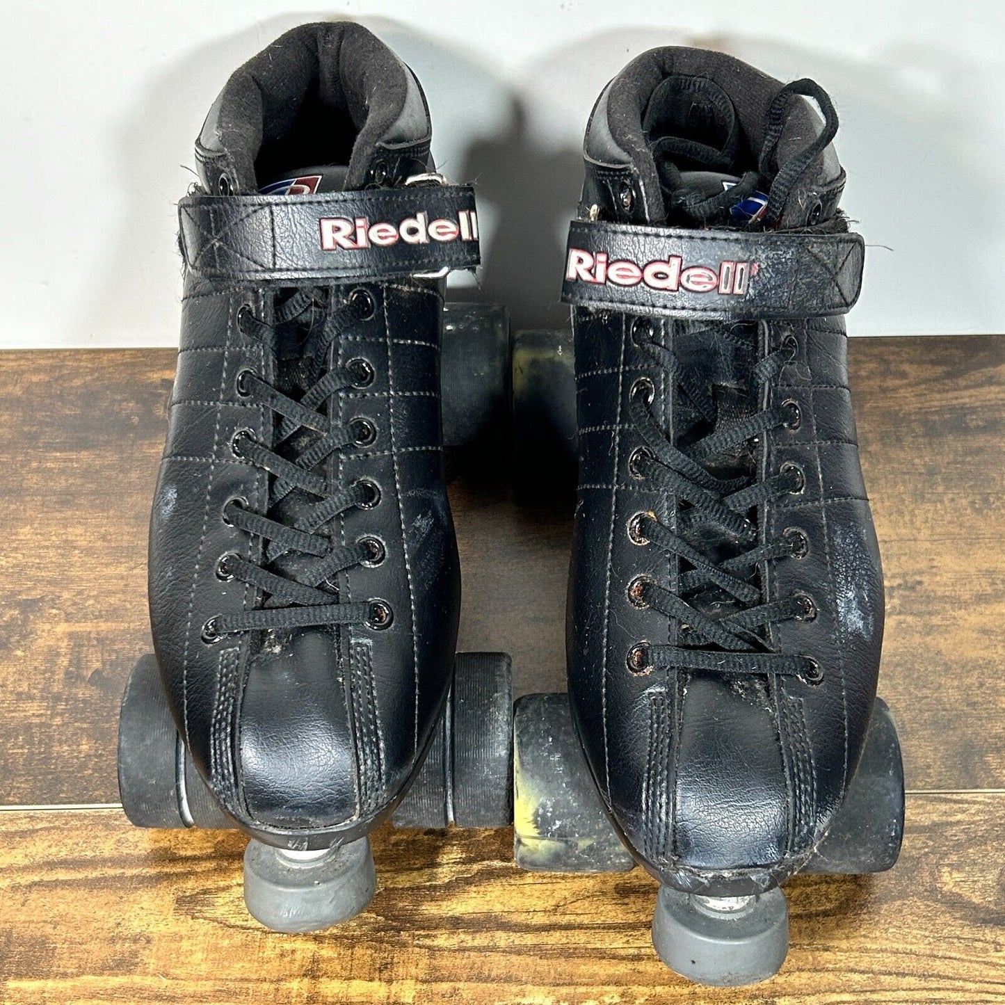 Riedell R3 Cayman Black Roller Skates Adult Size 10 Radar Wheels Derby