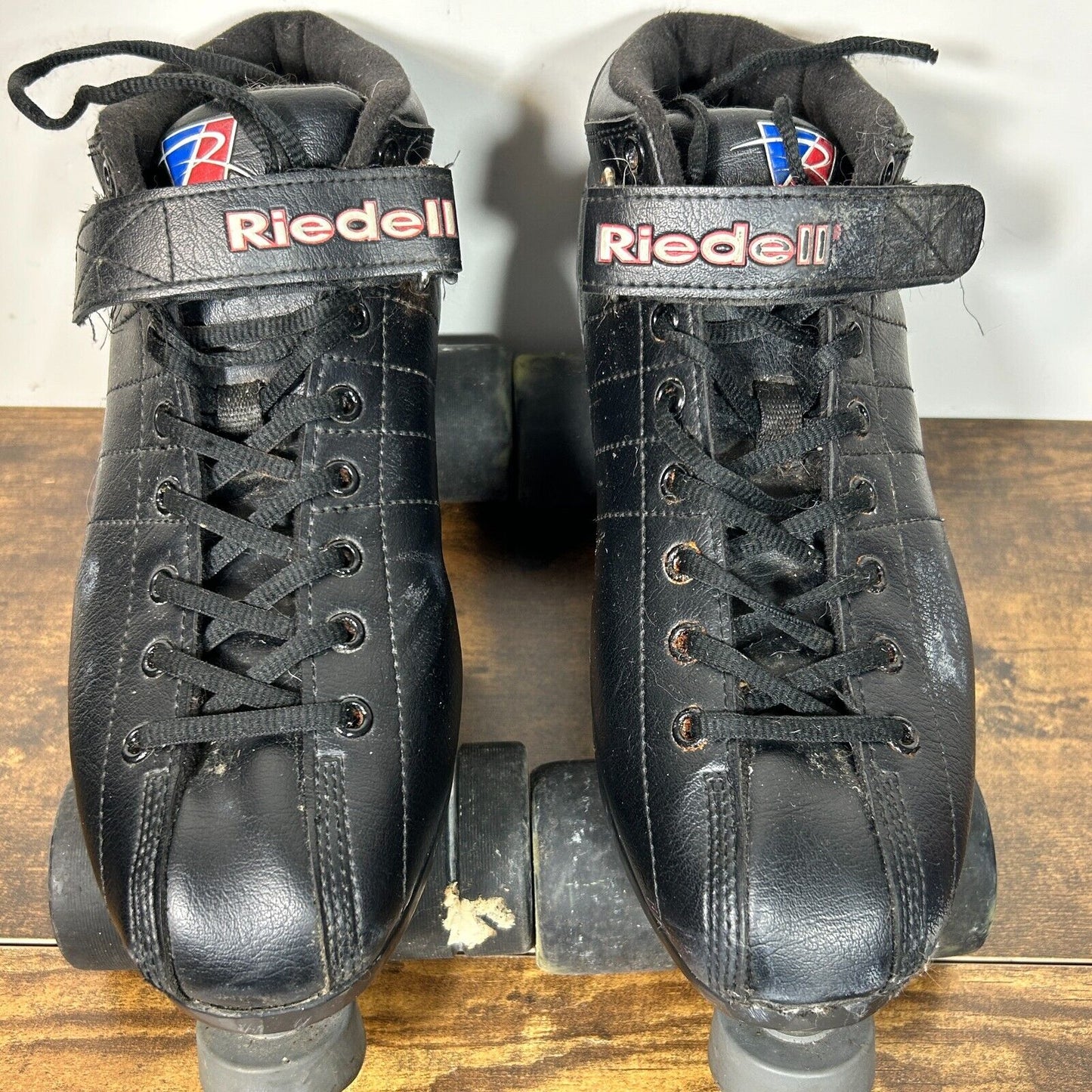 Riedell R3 Cayman Black Roller Skates Adult Size 10 Radar Wheels Derby