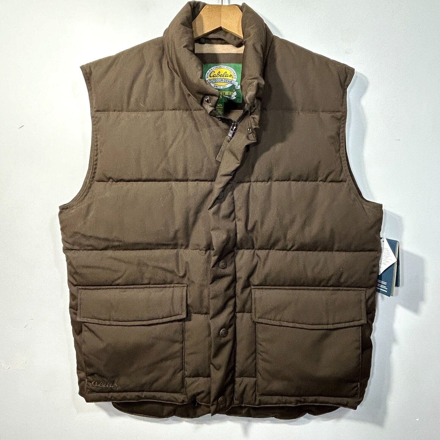 NEW Cabelas 550 Fill Puffer Vest Mens M Premier Northern Goose Down Brown