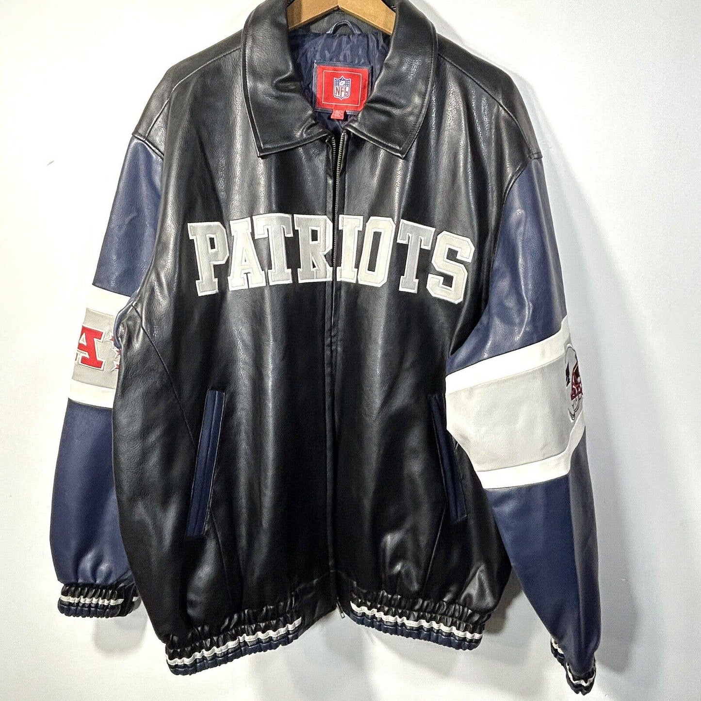 New England Patriots Vinyl Varsity Jacket Heavyweight NFL Mens XL