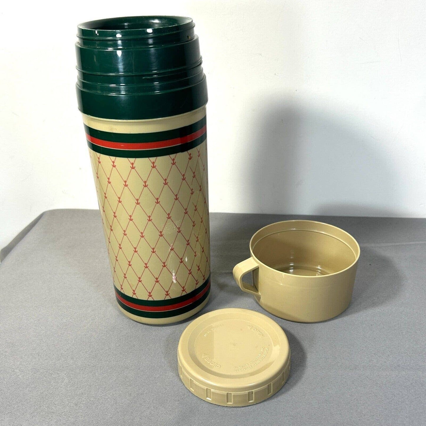 Vintage Aladdin Insulated Thermos Bottle Design Rare 1qt Made in USA