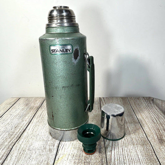 Stanley Aladdin Half Gallon Thermos Complete Made In USA A945DH Very Nice